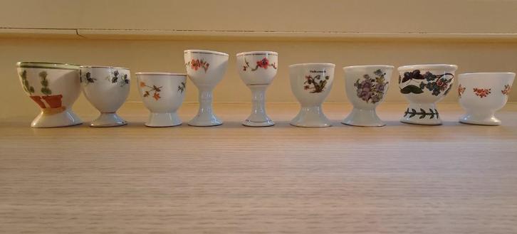 Eierdopjes 1€/st  bloemen, diverse tinten, Huis en Inrichting, Keuken | Servies, Zo goed als nieuw, Overige typen, Overige stijlen