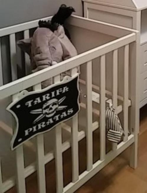 Baby kinderbedje, Kinderen en Baby's, Kinderkamer | Bedden, Zo goed als nieuw, Minder dan 140 cm, Minder dan 70 cm, Matras, Ophalen
