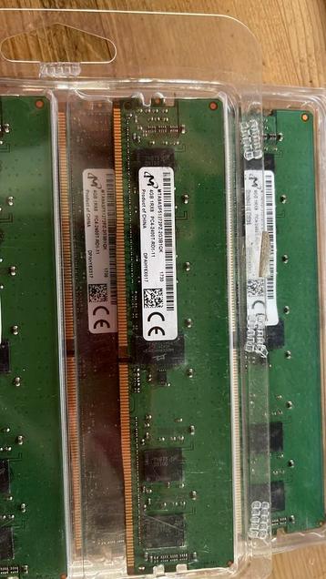 8x 4gb 1rx8pc4-2400t-rd1-11  disponible aux enchères