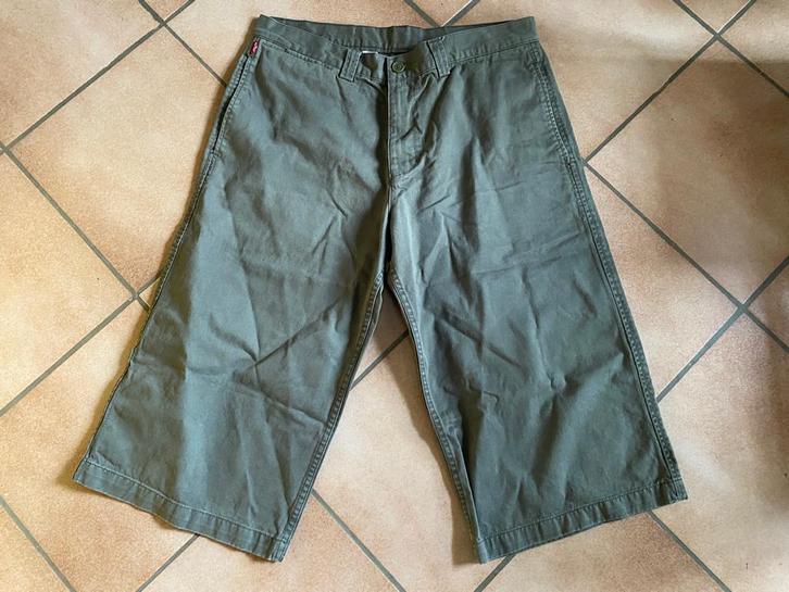 Levi's lange kaki short Chino maat L 100% katoen ZG st, Kleding | Heren, Broeken en Pantalons, Gedragen, Maat 52/54 (L), Overige kleuren