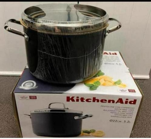 KitchenAid kookpot  22cm met glazen deksel(5,2L) NIEUW, Huis en Inrichting, Keuken | Potten en Pannen, Nieuw, Kookpan of Snelkookpan