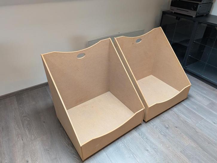 handige opbergdozen op wieltjes voor schuine wand, Doe-het-zelf en Bouw, Kratten en Dozen, Zo goed als nieuw, Overige typen, 50 tot 75 cm