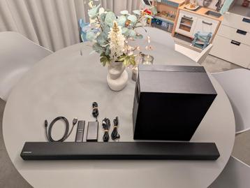 Samsung HW-K450 2.1-Channel Soundbar System (Black) beschikbaar voor biedingen