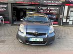 Toyota Yaris 1.3 Benzine 95.000 km Garantie 1 jaar, Airbags, Bedrijf, Handgeschakeld, Grijs