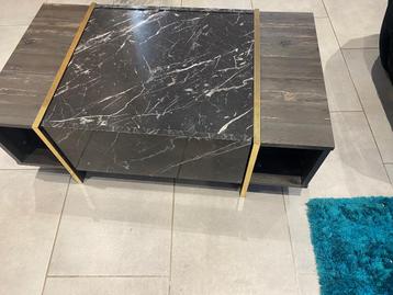 Te koop salontafeltje  beschikbaar voor biedingen