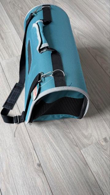 Draagmand voor kat/hond beschikbaar voor biedingen