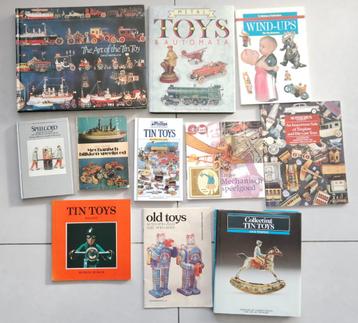 collectie oud speelgoed Boeken - 11 stuks  beschikbaar voor biedingen
