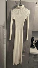 Robe pull Col roulé BERSHKA blanc crème S, Vêtements | Femmes, Robes, Neuf, Enlèvement ou Envoi, Bershka, Blanc