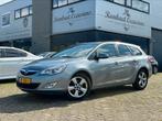 Opel Astra 1.7 diesel uit 2011 / AIRCO / PDC / TREKHAAK /, Te koop, Zilver of Grijs, Break, 1686 cc