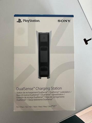Dualsense charging station beschikbaar voor biedingen