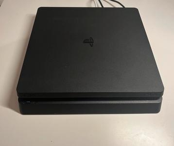 Playstation 4 Slim | 500GB beschikbaar voor biedingen