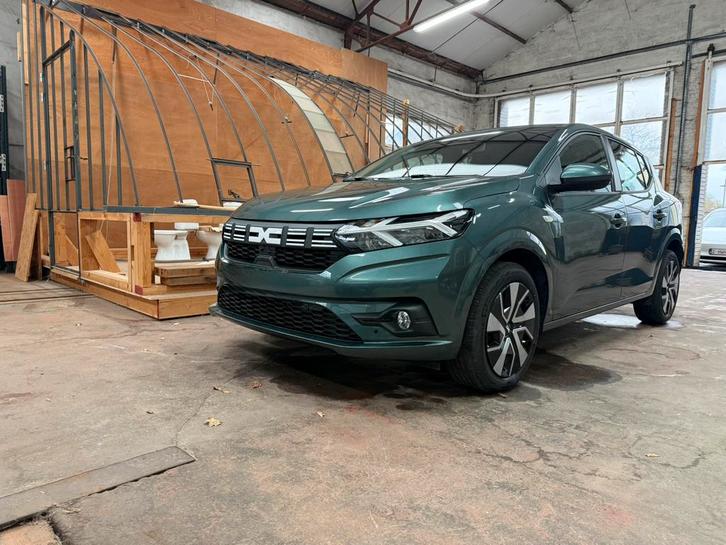 Dacia Sandero  **1650**Km, Autos, Dacia, Particulier, Sandero, ABS, Caméra de recul, Airbags, Air conditionné, Bluetooth, Ordinateur de bord