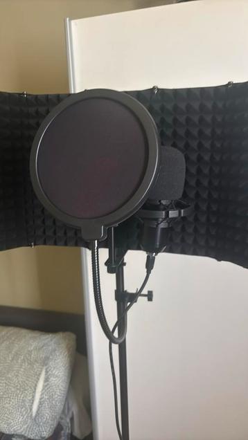 Zangset vonyx met popfilter microfoon en reflectiescherm beschikbaar voor biedingen