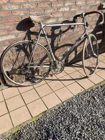 Stalen koersfiets superia 1979. beschikbaar voor biedingen