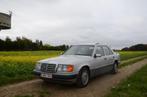 Mercedes-Benz E230 W124, Auto's, Euro 2, Achterwielaandrijving, Zwart, Leder en Stof