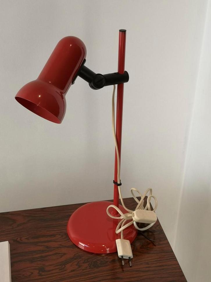 Rode Vintage Tafellamp ., Huis en Inrichting, Lampen | Tafellampen, Ophalen of Verzenden