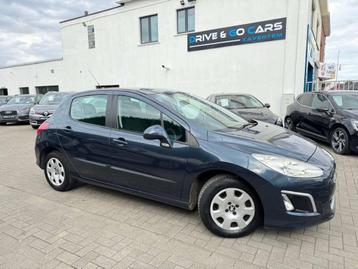 Peugeot 308 1.4i Benzine - Airco * 1 JAAR GARANTIE * ! beschikbaar voor biedingen