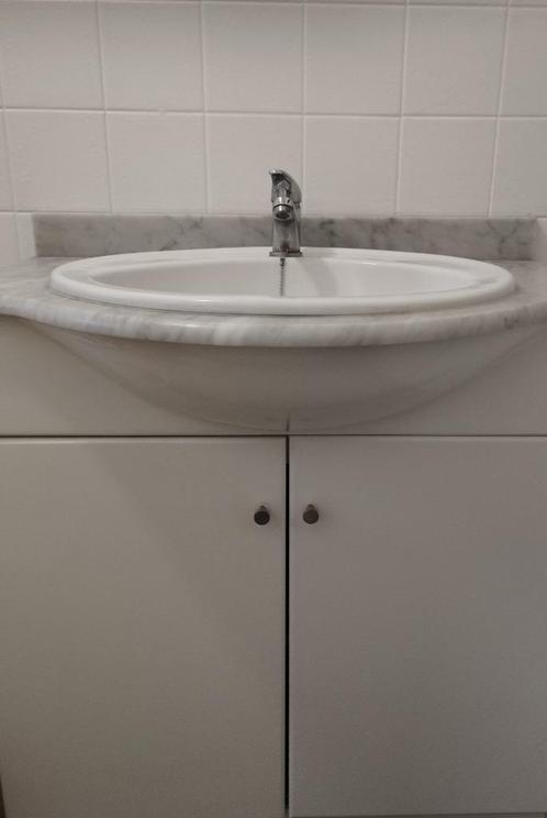 Badkamermeubel met marmeren blad in goede staat, Huis en Inrichting, Badkamer | Badkamermeubels, Gebruikt, Wastafelkast, Minder dan 100 cm