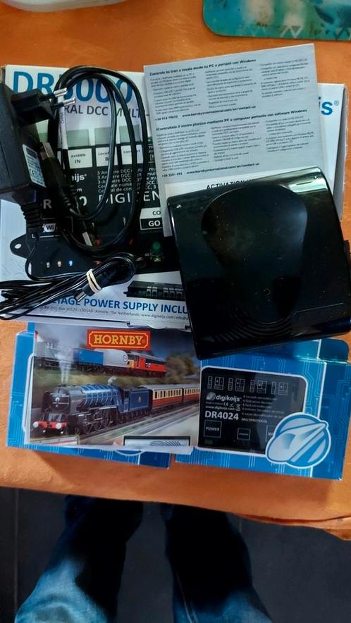 Hornby Elink, Hobby en Vrije tijd, Modeltreinen | H0, Zo goed als nieuw, Transformator of Voeding, Gelijkstroom of Wisselstroom