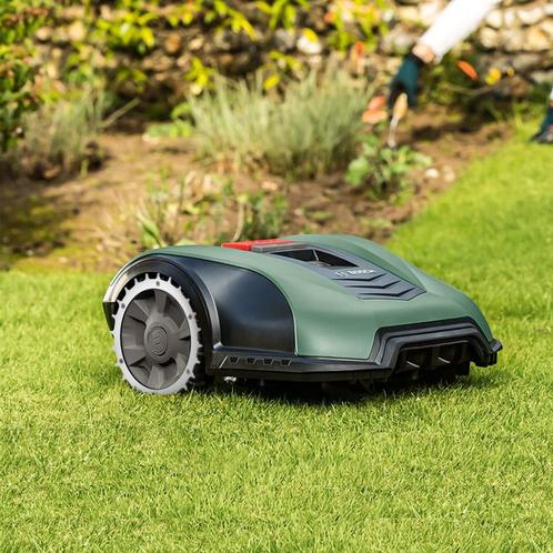 Bosch M700 robotgrasmaaier voor middelgrote tuin, Tuin en Terras, Robotmaaiers, Gebruikt, 20 tot 25 cm, Met regensensor, Ophalen