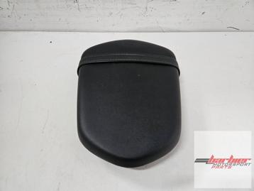 SUZUKI GSXR 600 750 K6 K7 DUO ZIT PASSENGER SEAT S01H beschikbaar voor biedingen