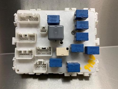 ZEKERINGKAST Suzuki Swift (ZA / ZC / ZD) (P61A4890), Auto-onderdelen, Elektronica en Kabels, Suzuki, Gebruikt