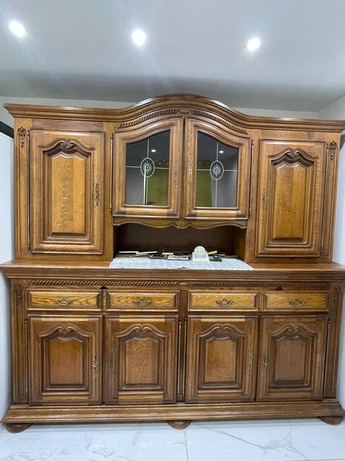 Buffet vaisselier 100% chêne massif, Maison & Meubles, Armoires | Buffets, Comme neuf, Avec tiroir(s), Avec porte(s), Chêne, Enlèvement