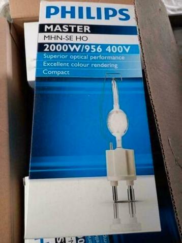 Philips Master MHN-SE HO 2000W/956 400V beschikbaar voor biedingen