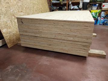 TE KOOP!: Nieuwe, grote multiplex-platen: 122x244 (18mm) beschikbaar voor biedingen