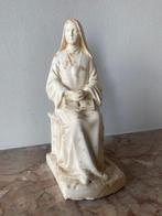 Beeldje zittende heilige Theresia van Lisieux (20,5 cm), Antiek en Kunst, Ophalen of Verzenden