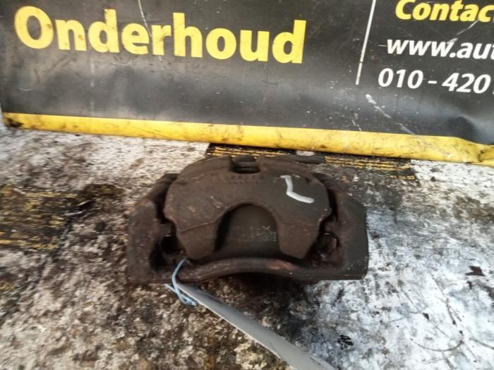 Remklauw (Tang) links-voor van een Renault Clio, Auto-onderdelen, Remmen en Aandrijving, Renault, Gebruikt, 3 maanden garantie