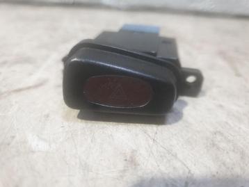 ALARMLICHTEN SCHAKELAAR Mazda Xedos 6 (01-1992/01-1999) beschikbaar voor biedingen