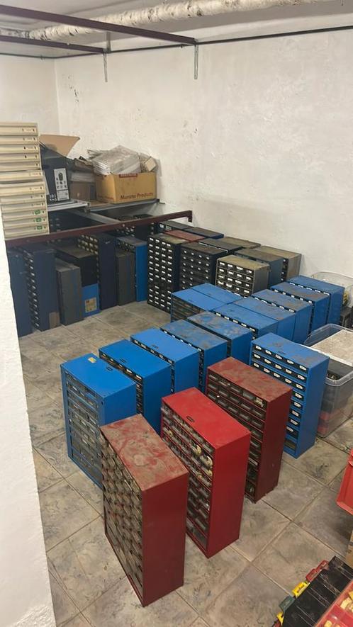 Sorteer bakjes leeg of gevuld. Zelf uit te kiezen., Hobby en Vrije tijd, Elektronica-componenten, Gebruikt, Ophalen