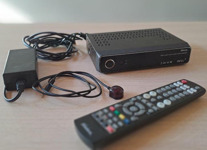 sxarius revo 4K Twin sat, Audio, Tv en Foto, Overige Audio, Tv en Foto, Gebruikt, Ophalen