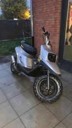 Mbk booster 70 cc, Fietsen en Brommers, Ophalen, Zo goed als nieuw