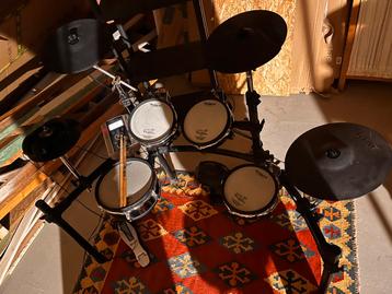 Roland TD-9 Elektronisch Drumstel beschikbaar voor biedingen
