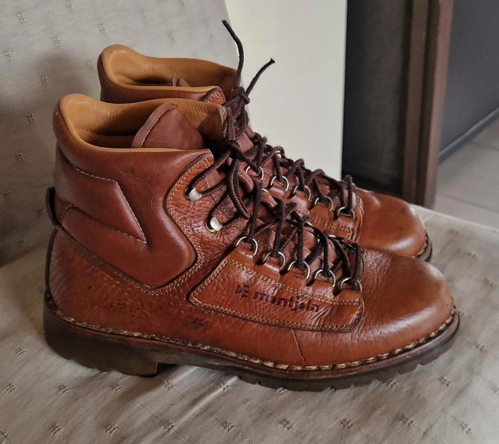 Chaussure de marche👍qualité superieure Cuir👍GORE-TEX👍t:41, Sports & Fitness, Alpinisme & Randonnée, Comme neuf, Chaussures