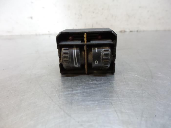 Commutateur phare hauteur réglable d'un Volkswagen Caddy (C, Autos : Pièces & Accessoires, Tableau de bord & Interrupteurs, Volkswagen
