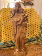 Marie Mère de Dieu avec l'Enfant Jésus dans ses bras - Bois, Antiquités & Art, Antiquités | Objets religieux, Enlèvement ou Envoi