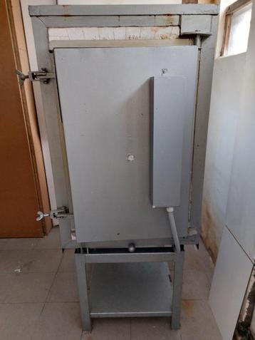 keramiek oven beschikbaar voor biedingen