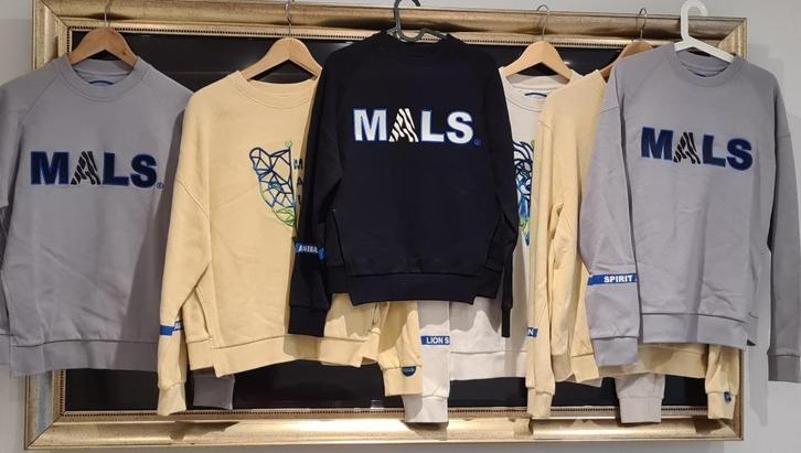 Pull stock disponible 430 pieces, Kleding | Dames, Truien en Vesten, Nieuw, Ophalen of Verzenden