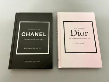 Little Book of Dior/Chanel. beschikbaar voor biedingen