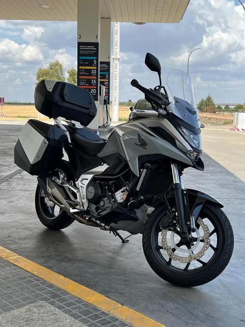 Honda NC750X uit 2022, Motoren, Motoren | Honda, Particulier, Toermotor, meer dan 35 kW, 2 cilinders, Ophalen