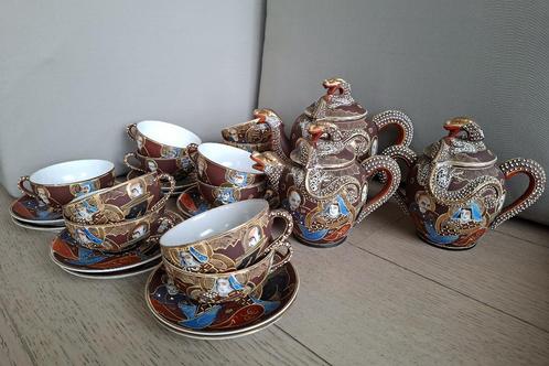 Japans Satsuma Moriage Dragon theeservies, Antiek en Kunst, Antiek | Servies compleet, Ophalen