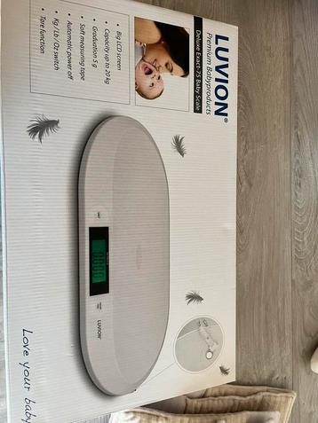Babyweegschaal luvion beschikbaar voor biedingen