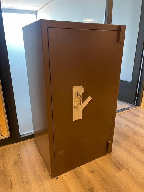Kluis | 120x67x55cm (HxBxD), Zakelijke goederen, Kantoor en Winkelinrichting | Beveiliging
