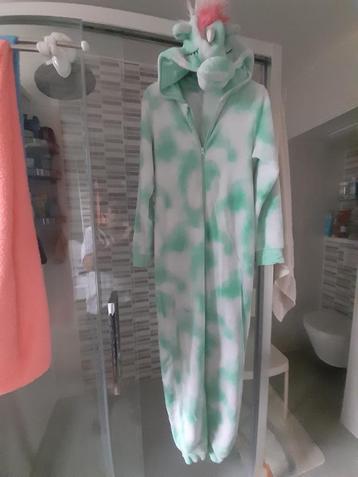 Pyjama combinaison licorne verte pour ado