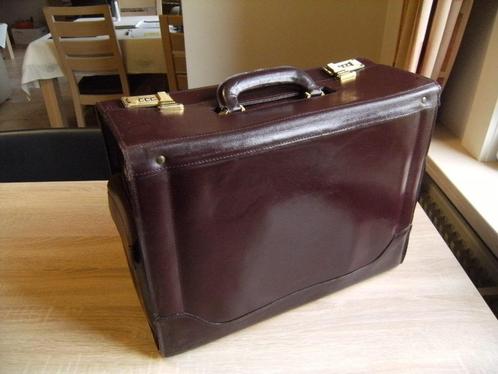 Pilot Case  in kalfsleder, Handtassen en Accessoires, Koffers, Zo goed als nieuw, Slot, Ophalen