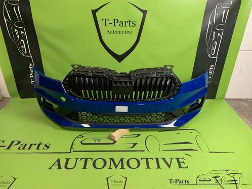 skoda fabia voorbumper 6VA807217G bumper grille rooster 21+, Auto-onderdelen, Carrosserie, Bumper, Skoda, Gebruikt
