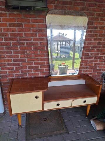 Vintage kaptafel + nachtkastje  beschikbaar voor biedingen